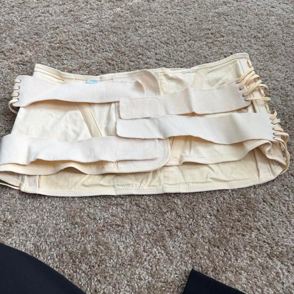 Vintage xxl Camp 100 cream corset mini skirt with lace-up back #corset #mini